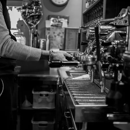 Les Fleurs Aparthotel 3*