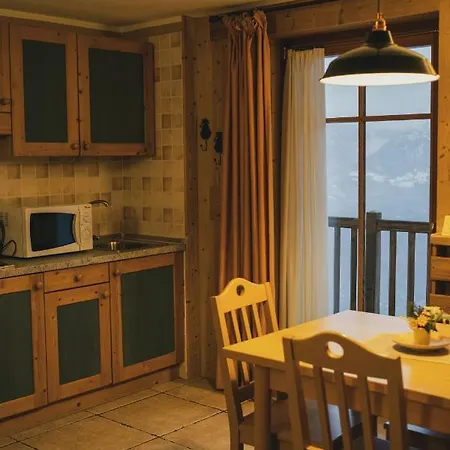 Hotel apartamentowy Les Fleurs 3*