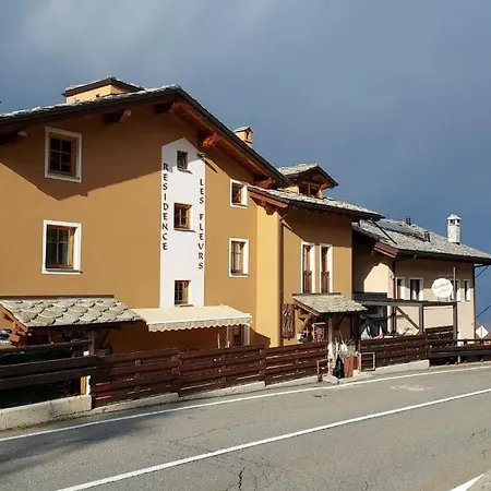 Les Fleurs 3* Pila (Valle d'Aosta)