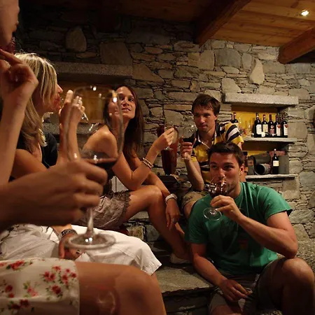 Hotel apartamentowy Les Fleurs