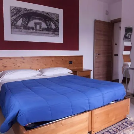 Hotel apartamentowy Les Fleurs