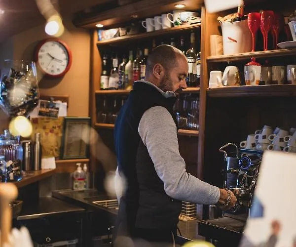 Les Fleurs Hotel apartamentowy Pila (Valle d'Aosta)