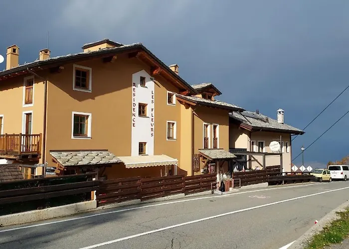 Les Fleurs 3* Pila (Valle d'Aosta)