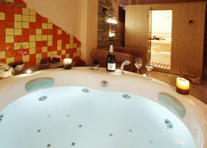 Les Fleurs 3* Pila (Valle d'Aosta)