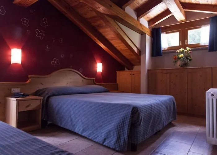 Les Fleurs Aparthotel