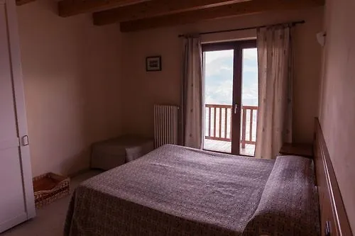 Les Fleurs Hotel apartamentowy Pila (Valle d'Aosta)